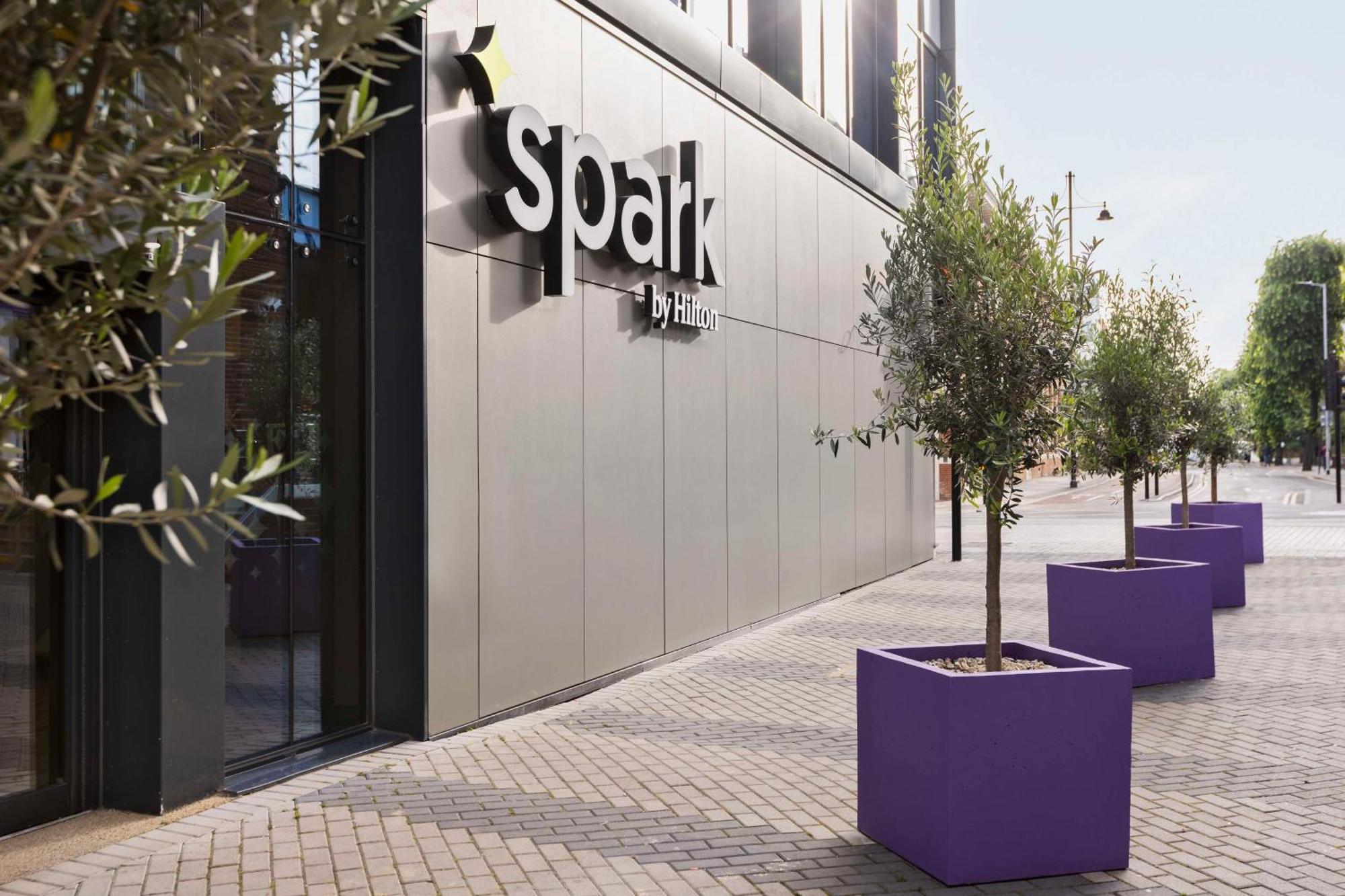 Spark By Hilton London Romford Exterior foto